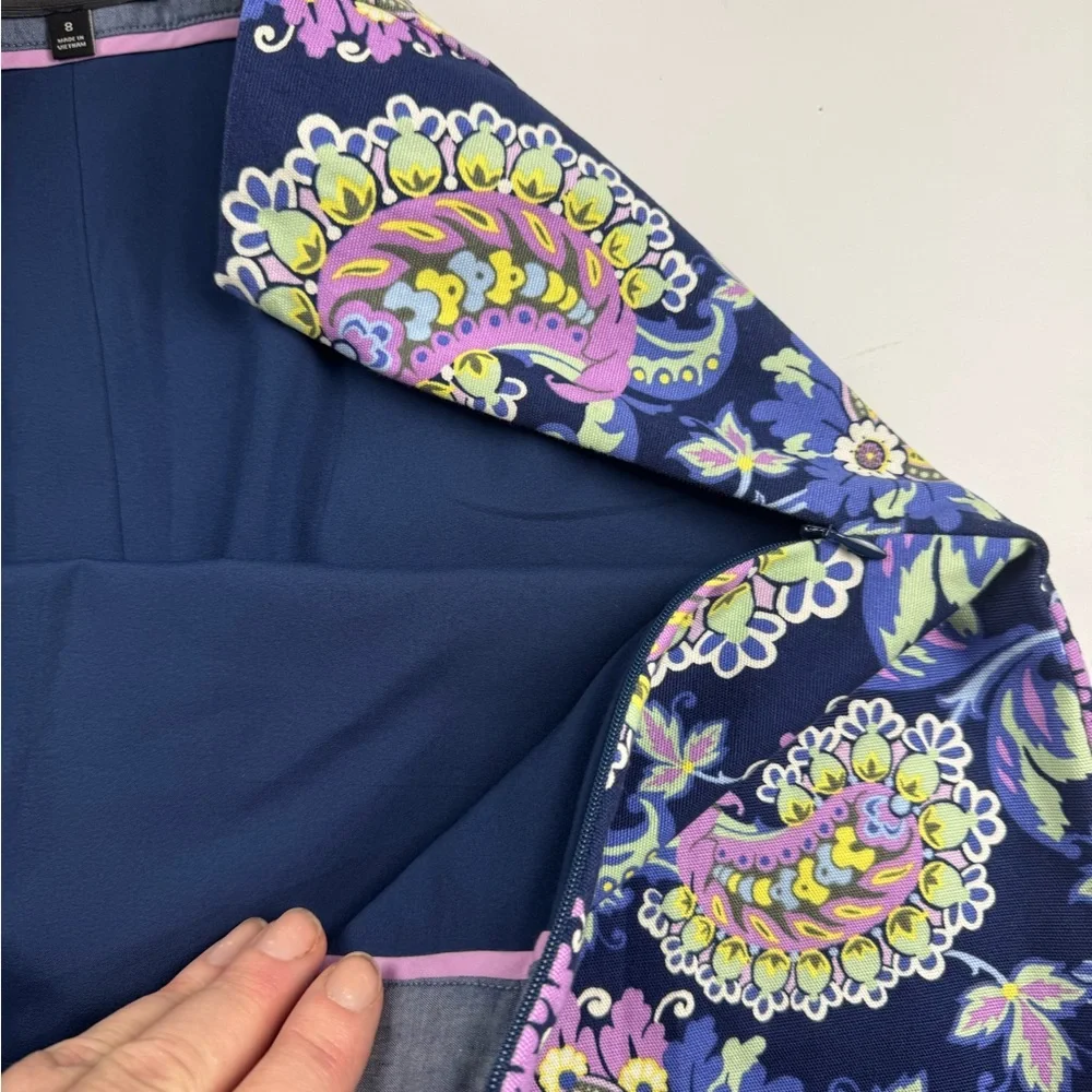 Talbots Navy Floral paisley canvas pencil skirt size 8